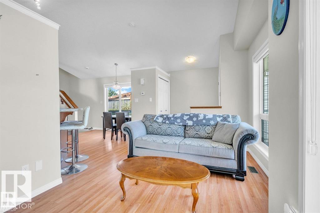 21223 92 AV NW