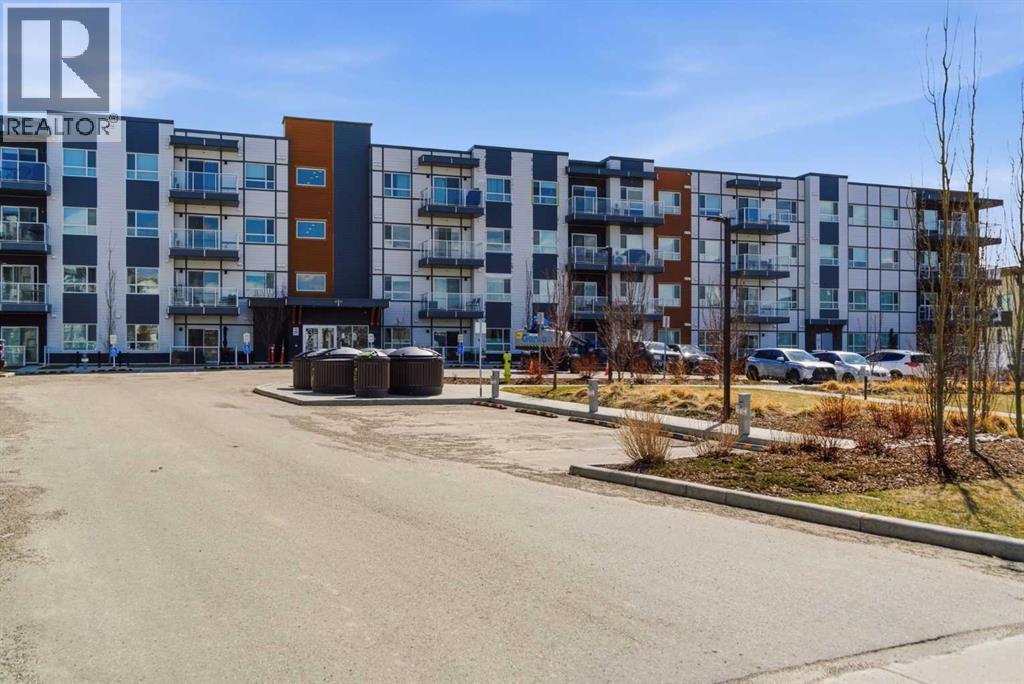 226, 360 Harvest Hills Way NE