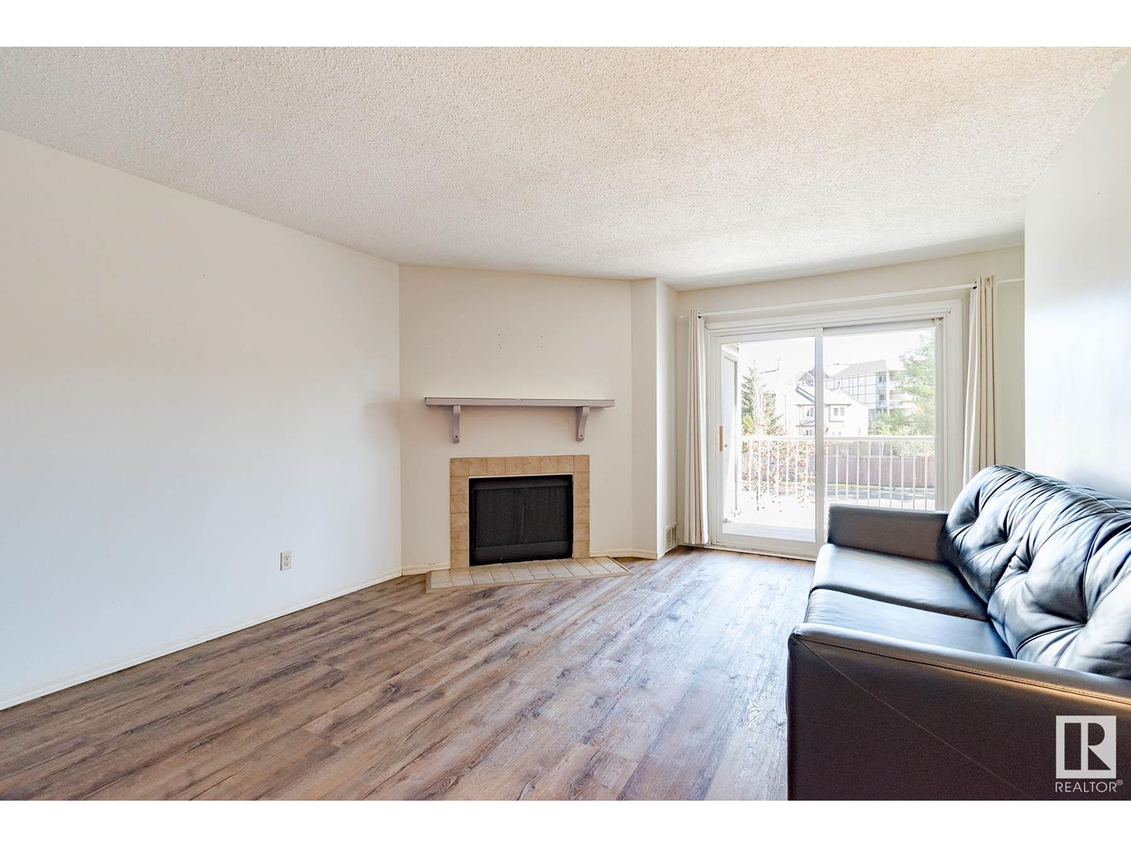 #107 10404 24 AV NW