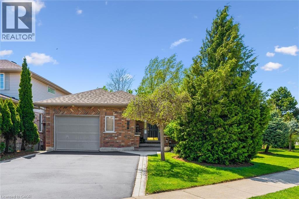 40 GIBBS Crescent