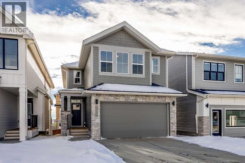 1309 South Point Parade SW Airdrie AB T4B5H9