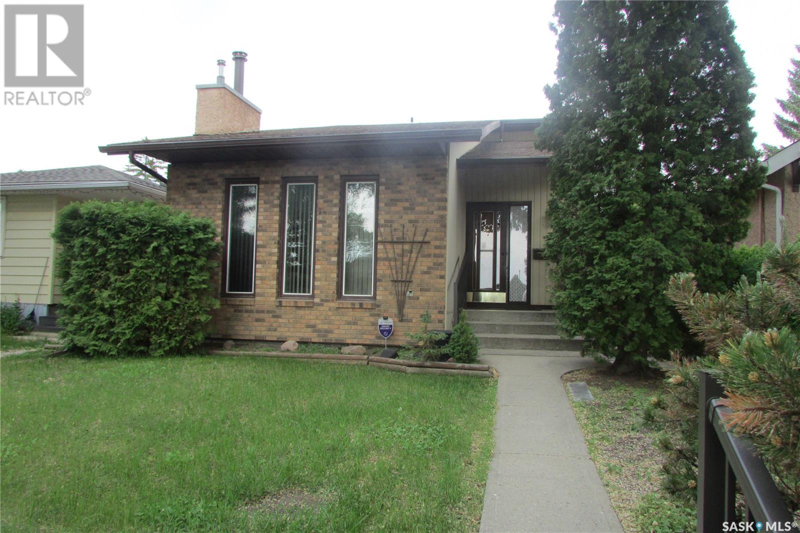 1451 Grace STREET