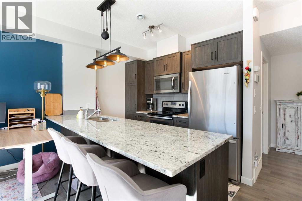 412, 250 Fireside View