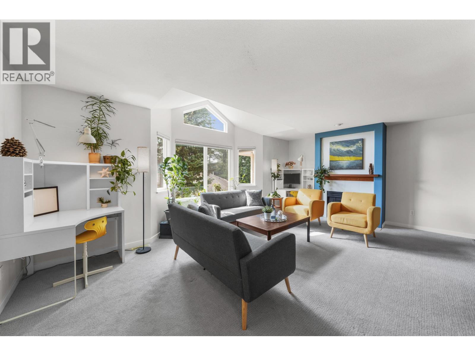 135 101 PARKSIDE DRIVE