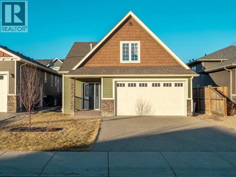 421 11 Street Nobleford AB T0L1S0