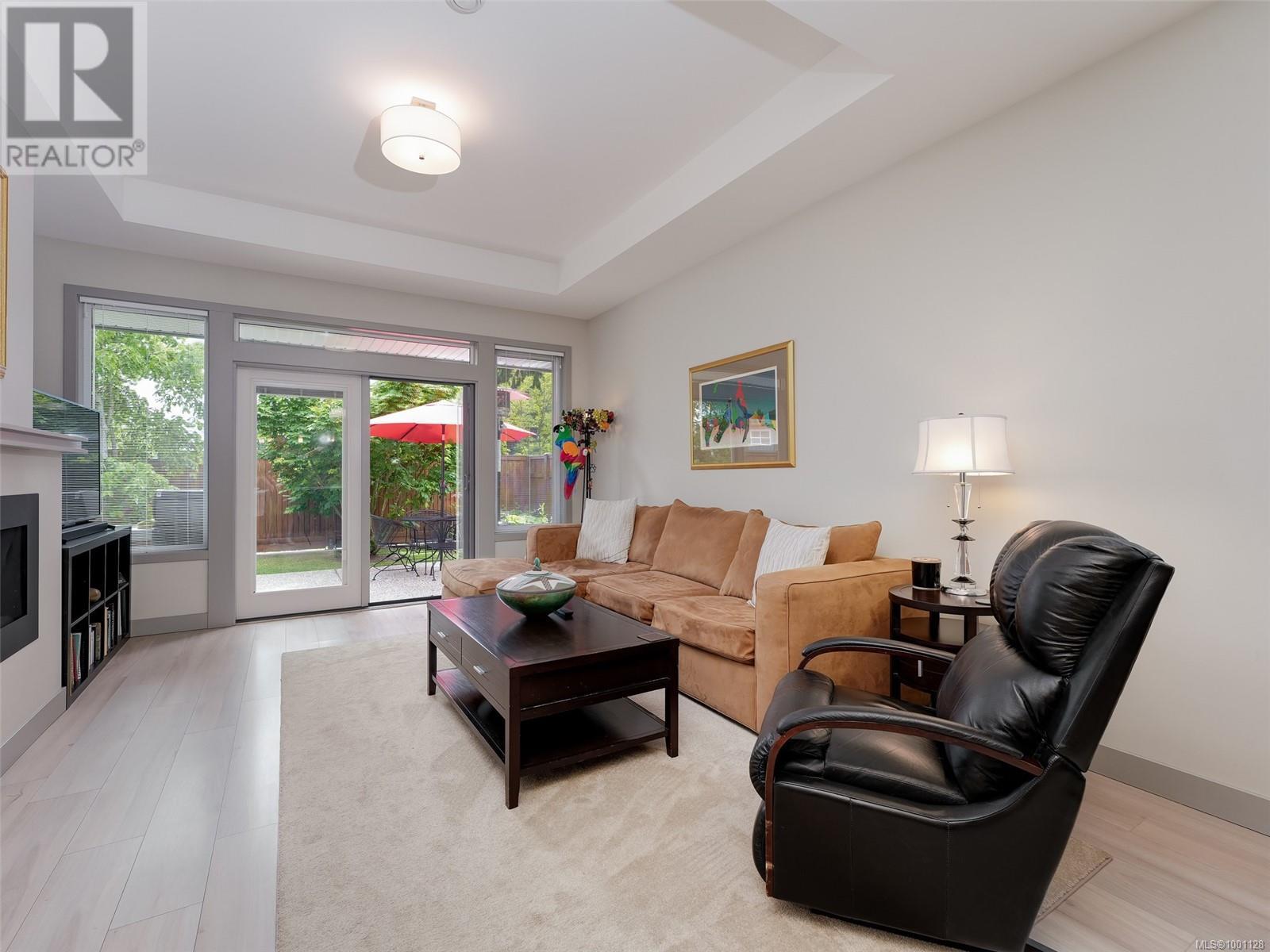 3327 Painter Rd