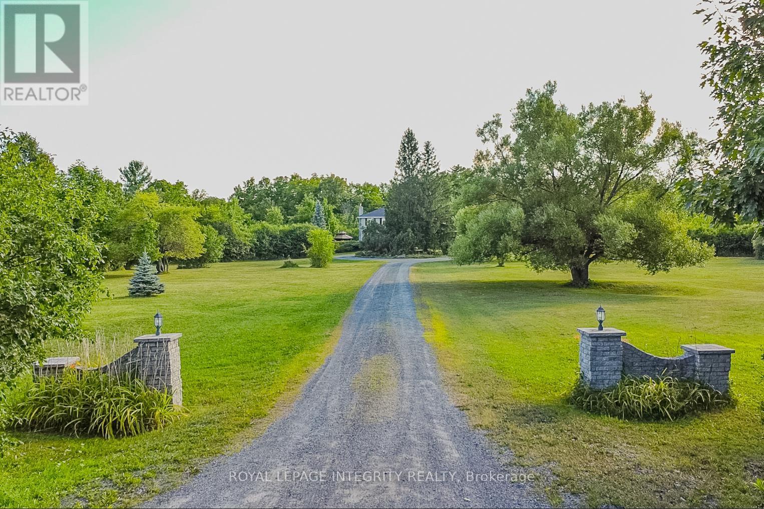2025 SIXTH LINE ROAD N