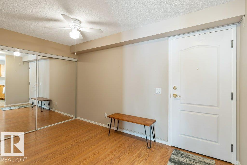 #204 160 KINGSWOOD BV