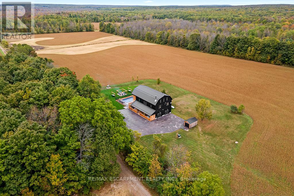 402075 GREY ROAD 17