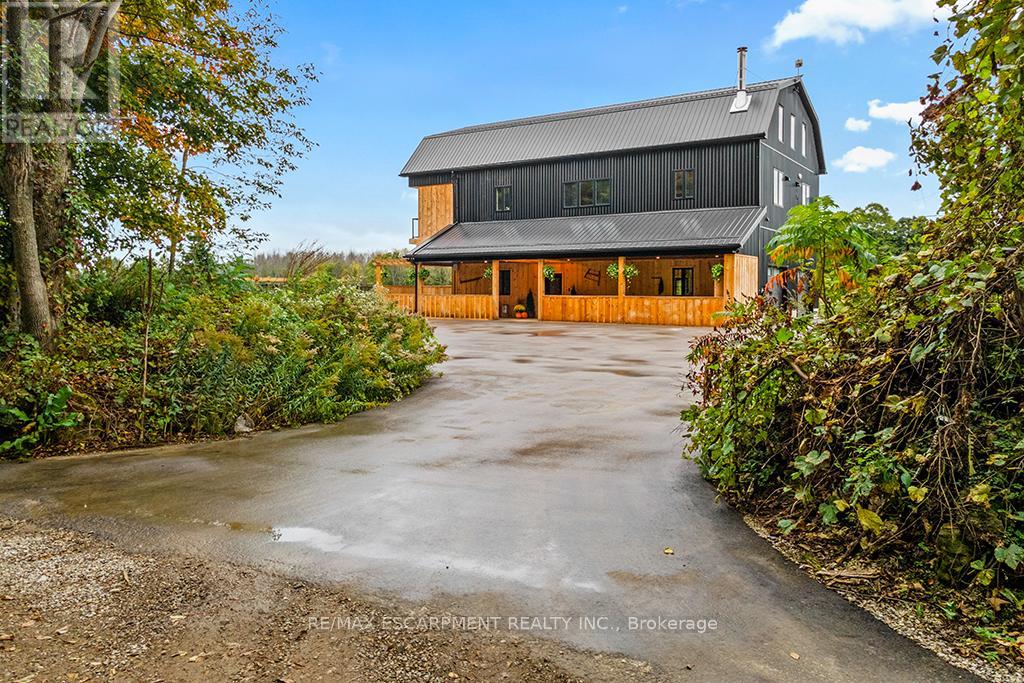 402075 GREY ROAD 17