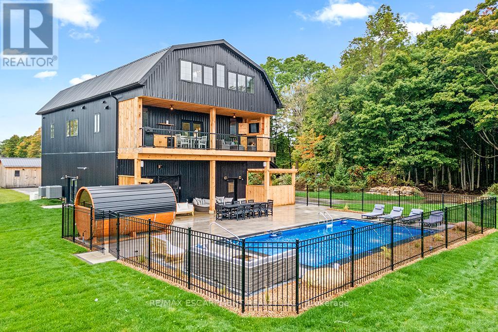 402075 GREY ROAD 17