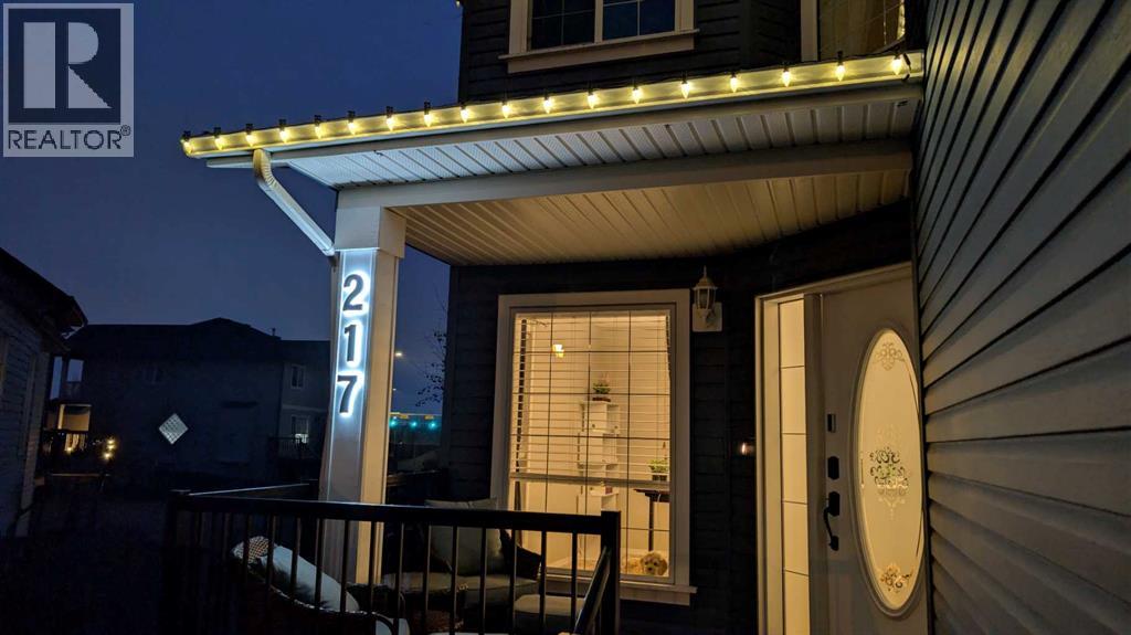 217 Bayside Place SW