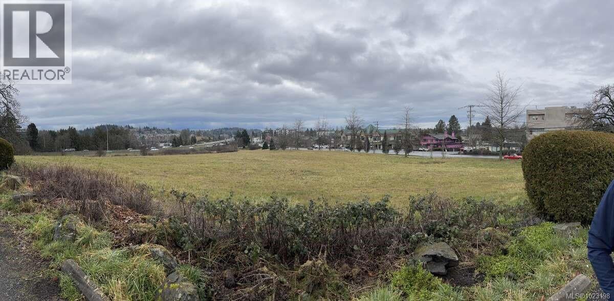 Lots 1-4 West Saanich Rd