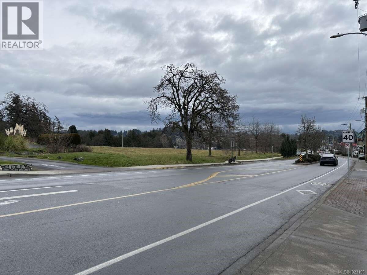 Lots 1-4 West Saanich Rd