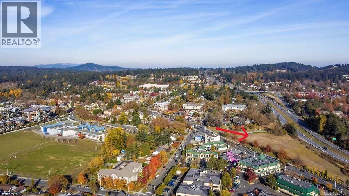 Lots 1-4 West Saanich Rd