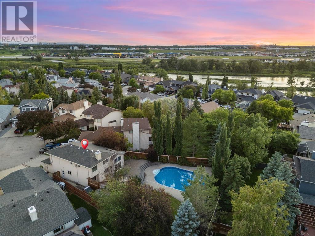 143 Riverside Mews SE