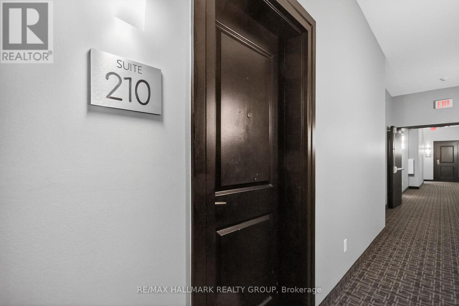 210 - 682 CHURCHILL AVENUE N