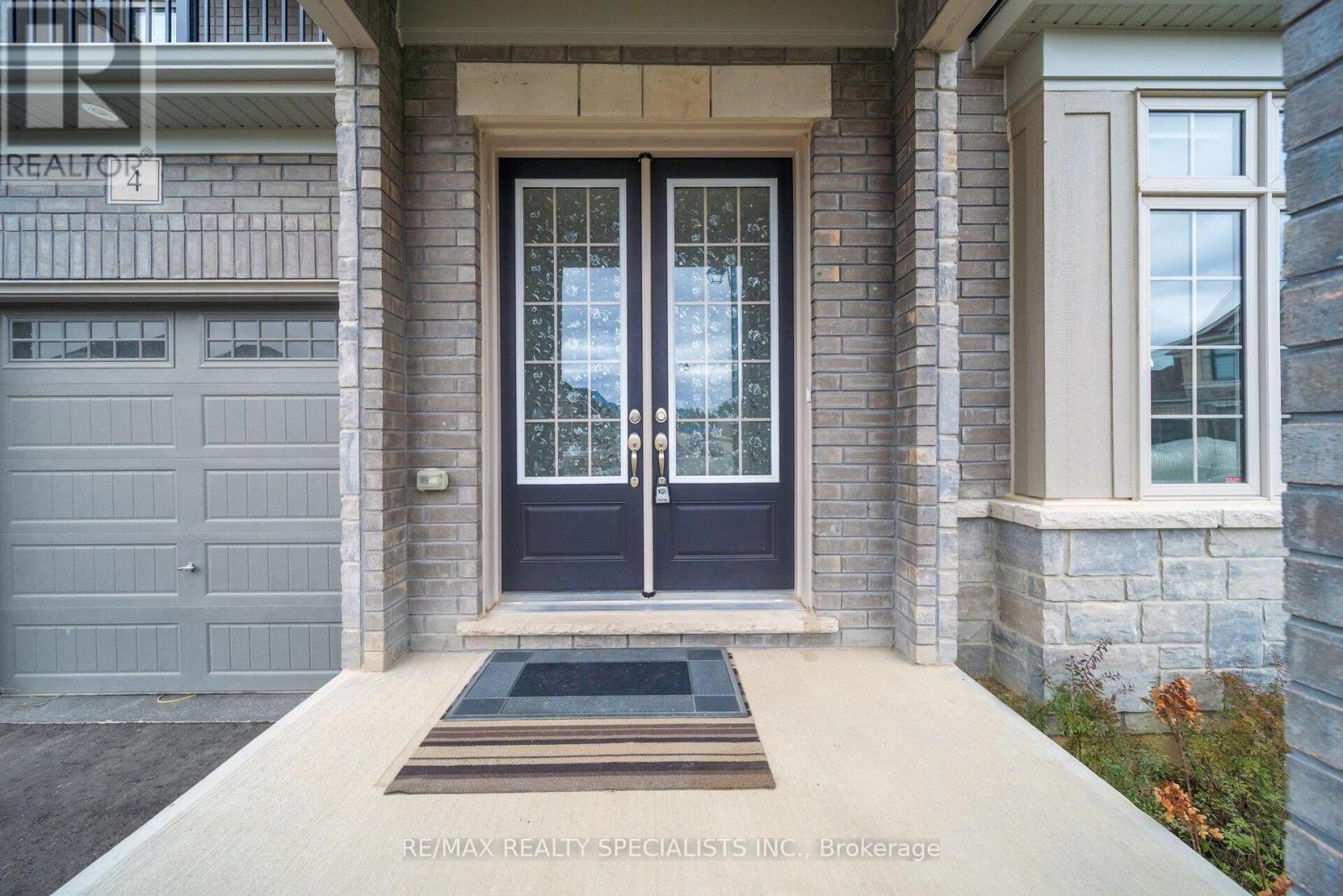 4 ELDERBERRY WAY