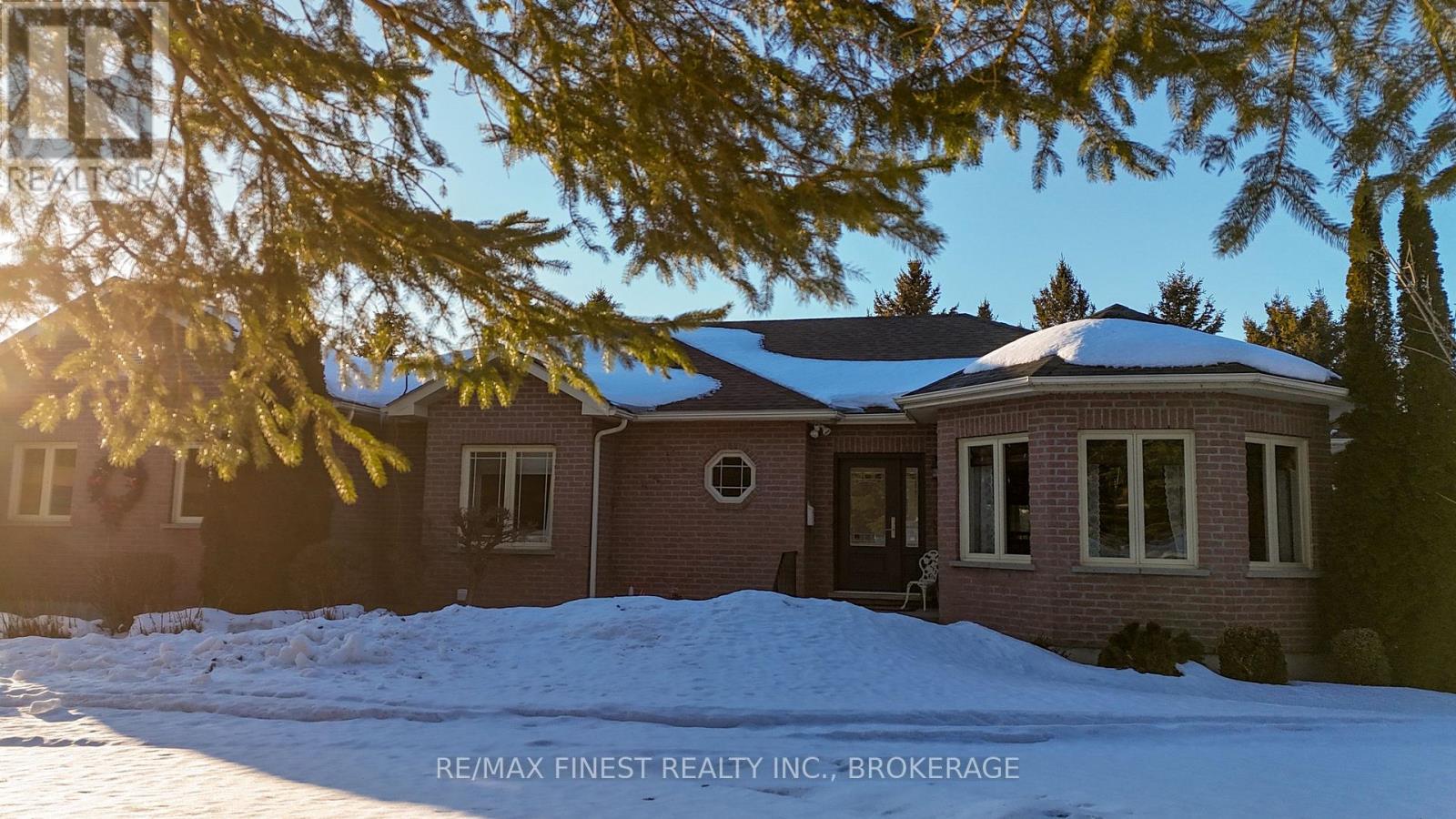 108 GRAYROCK CRESCENT