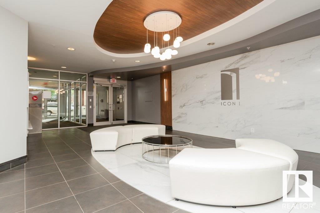 #2401 10136 104 ST NW