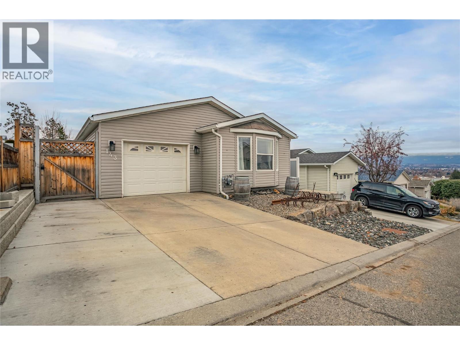 2550 Hollywood Road N Unit# 143