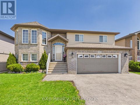 241 17TH AVENUE Hanover ON N4N3V4