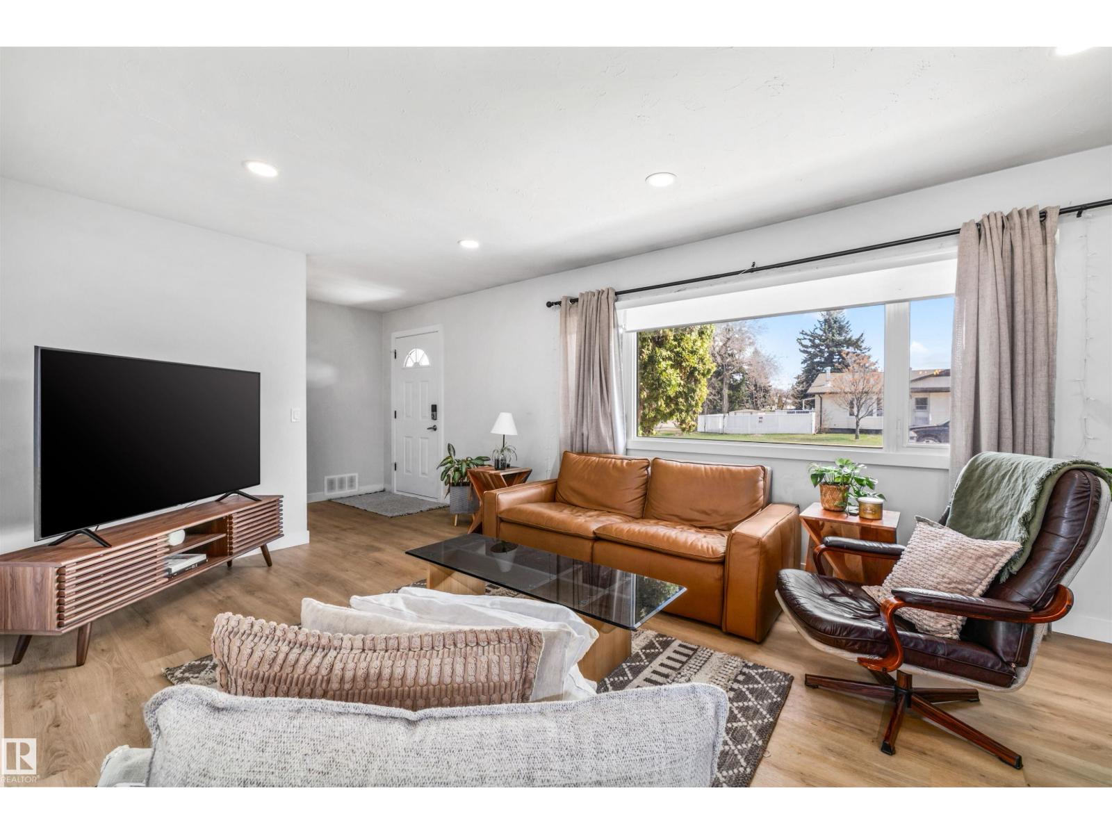 10130 62 ST NW