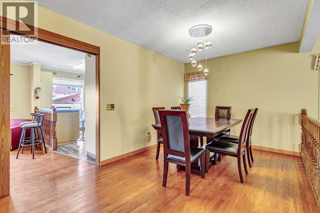 48 Martingrove Way NE