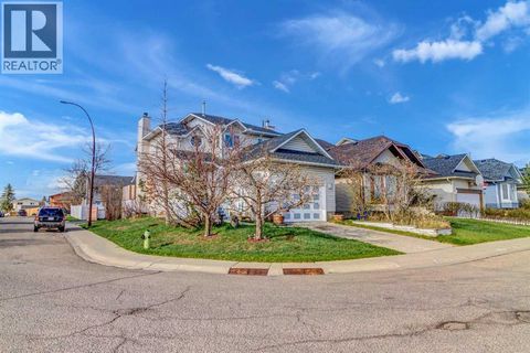 48 Martingrove Way NE Calgary AB T3J2T2