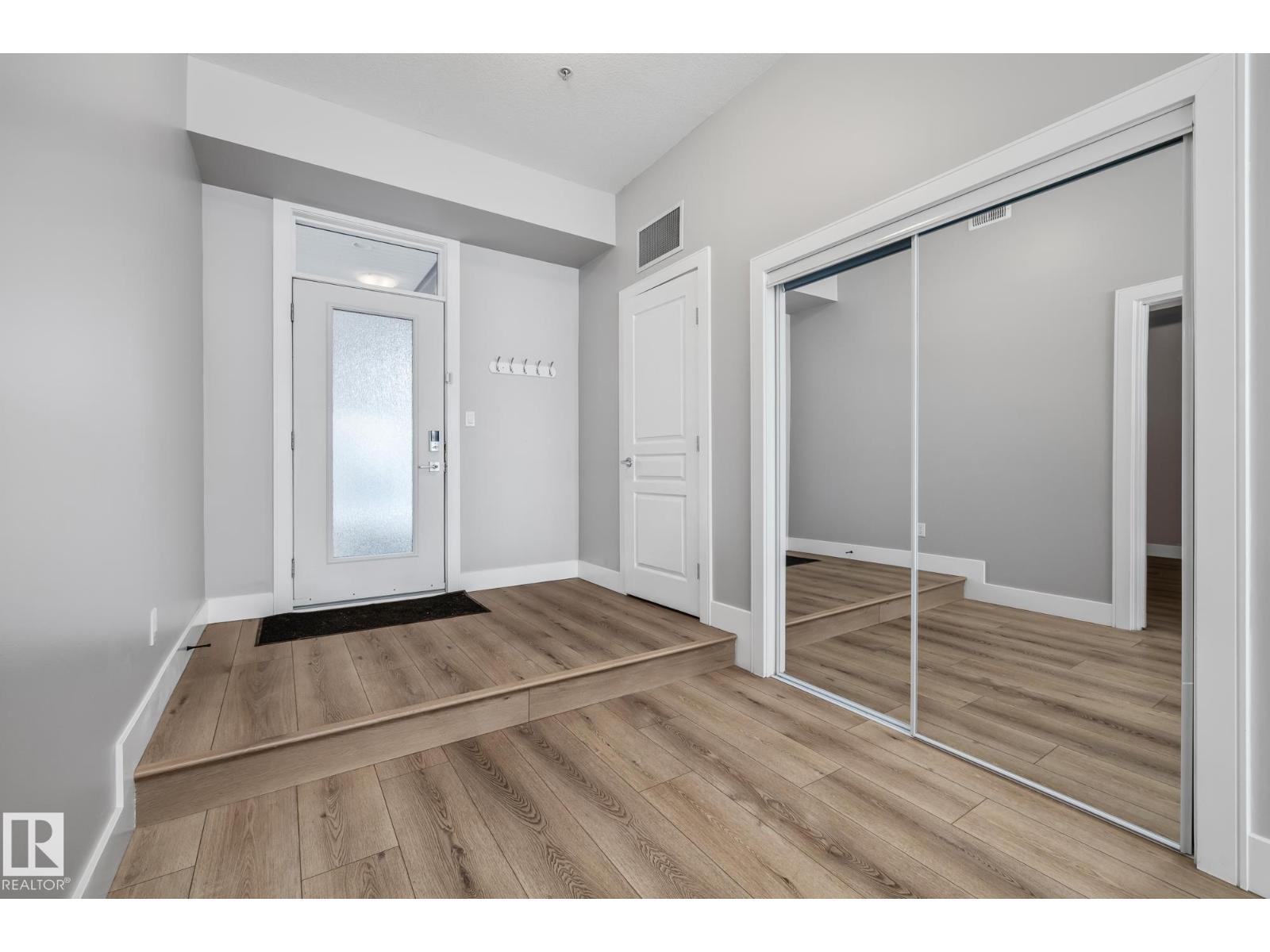 #114 10531 117 ST NW