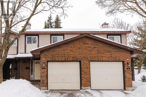76 CLARKSON CRESCENT W Ottawa ON K2L3E2