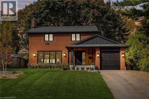 3029 EVA Drive Burlington ON L7N2K3