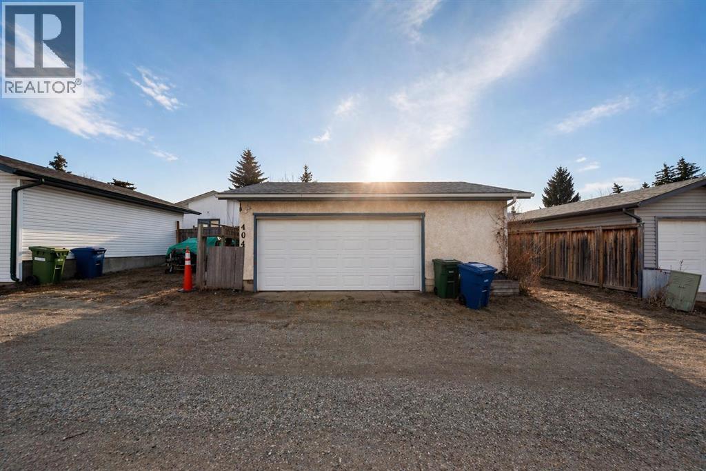 404 Acacia Drive SE