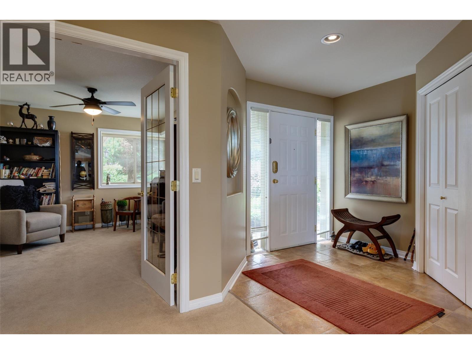 4074 Gellatly Road Unit# 221