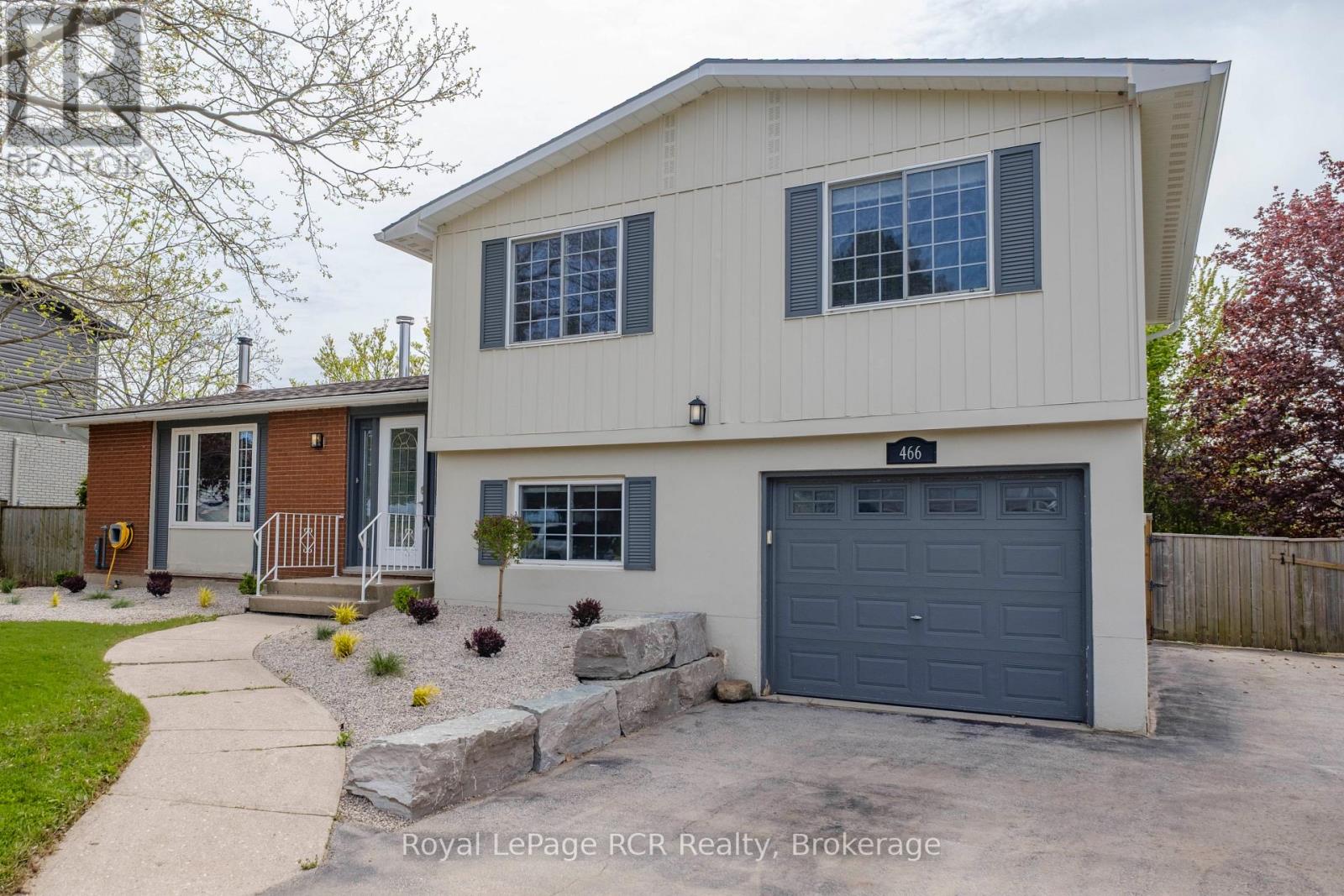 466 HIGHLAND DRIVE