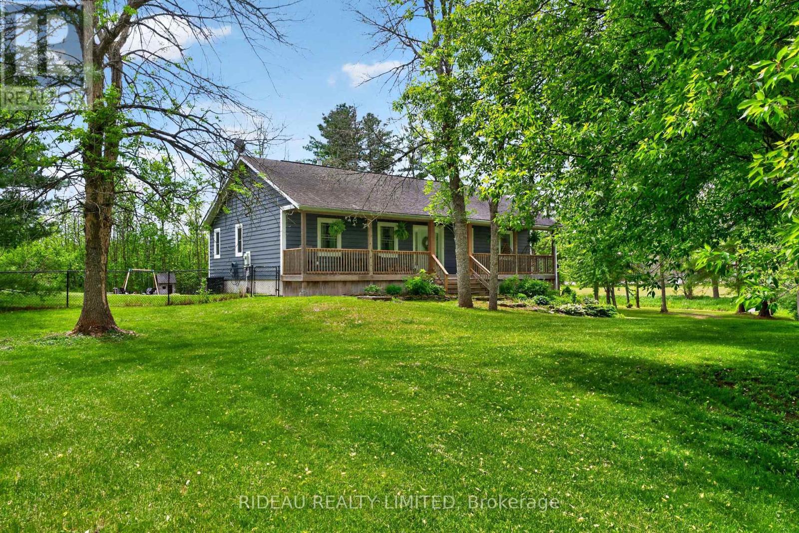55 DAVIS LOCK ROAD