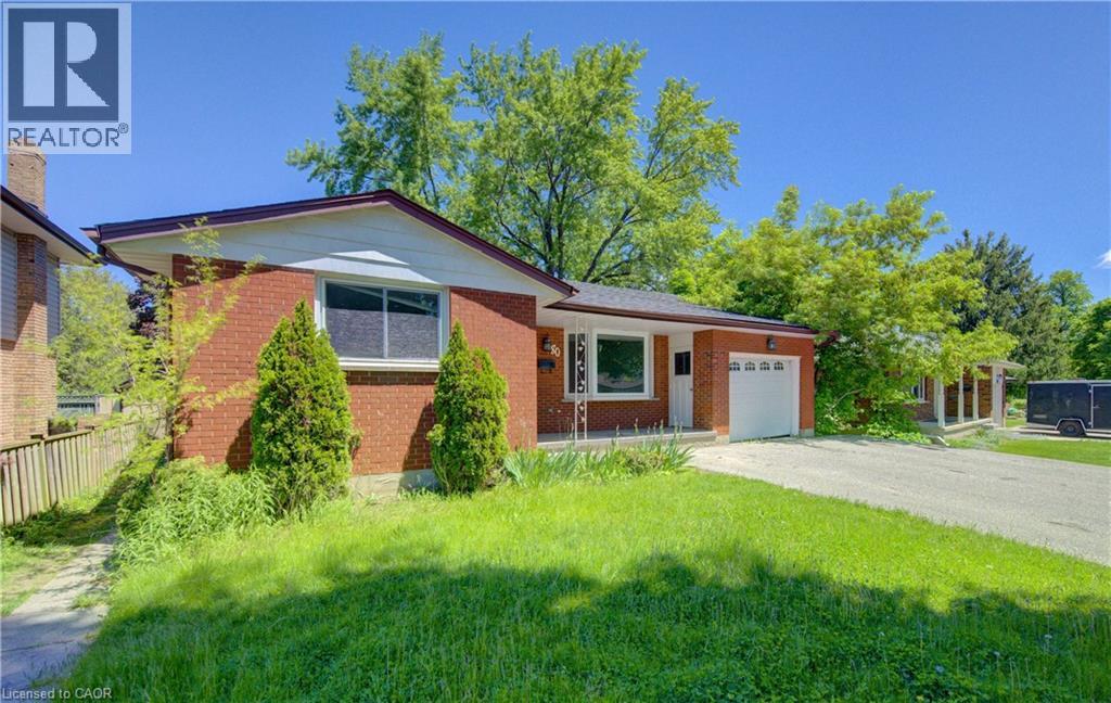 80 LOWER CANADA Crescent