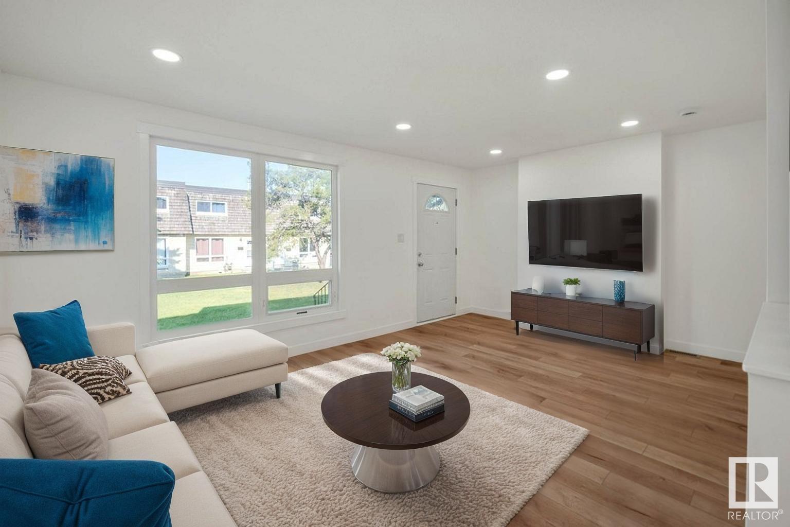 138 MAYFAIR MEWS NW