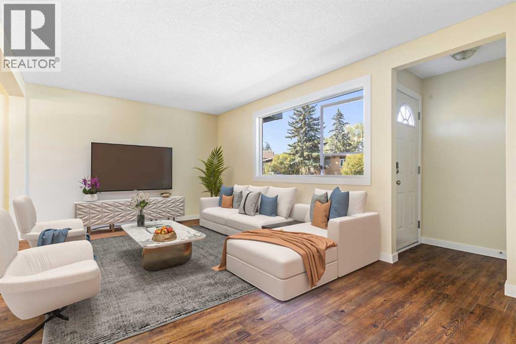 32, 80 Galbraith Drive SW