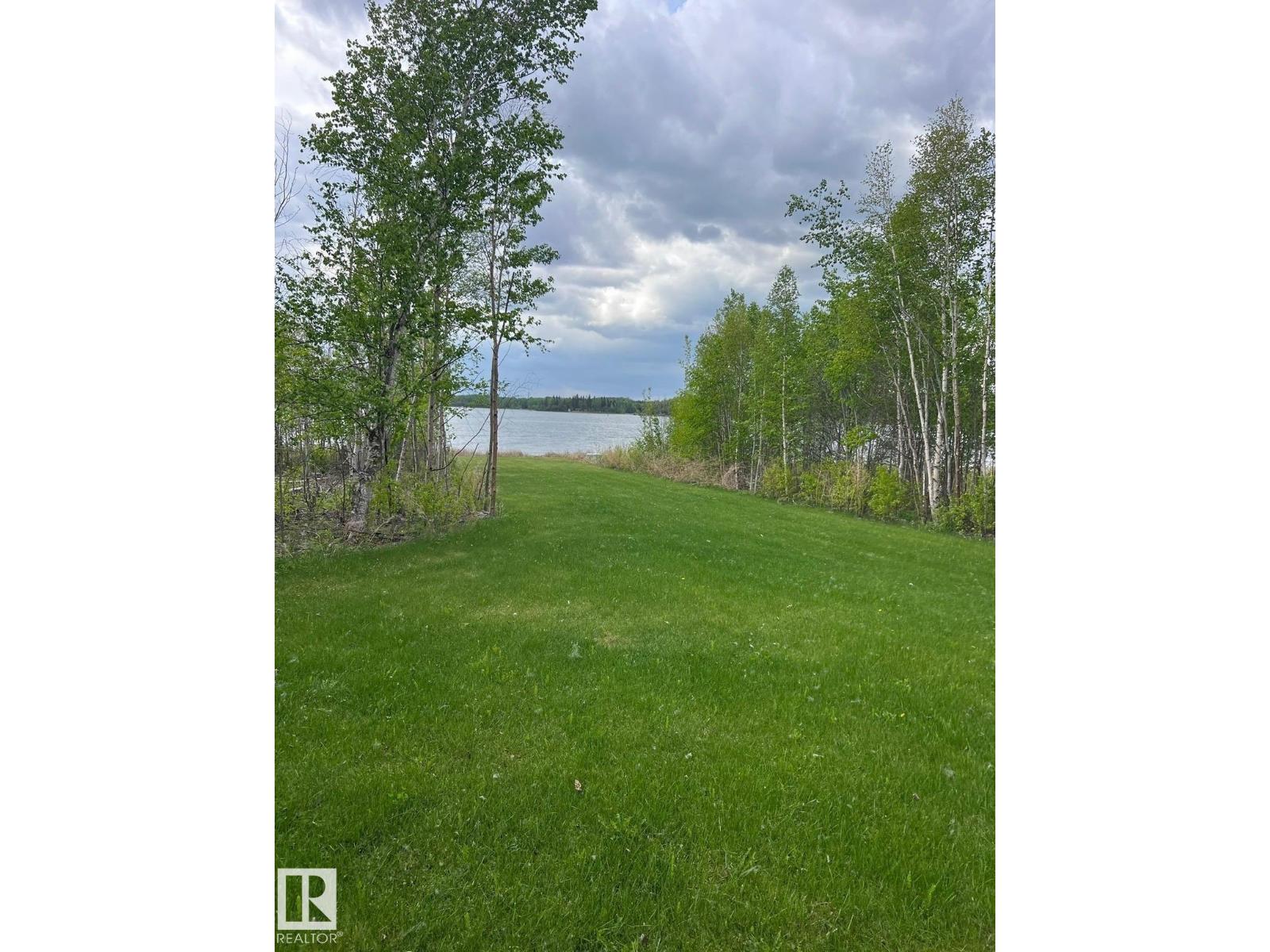 #32 2307 TWP ROAD 522