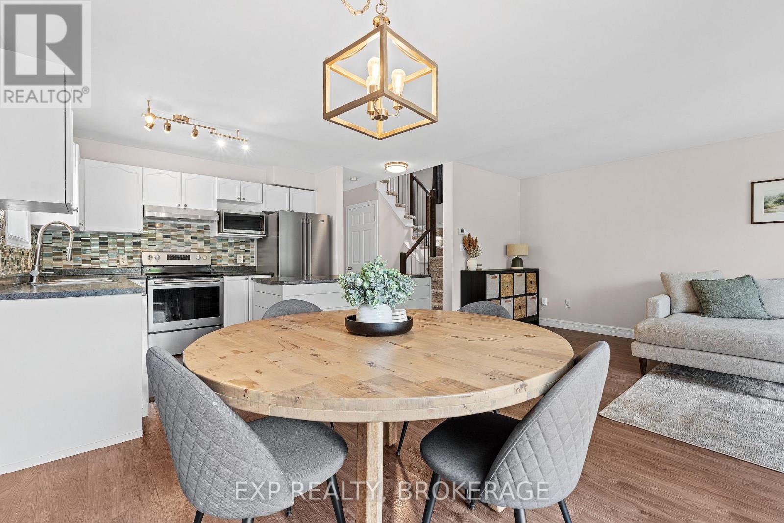 1271 JUNIPER DRIVE