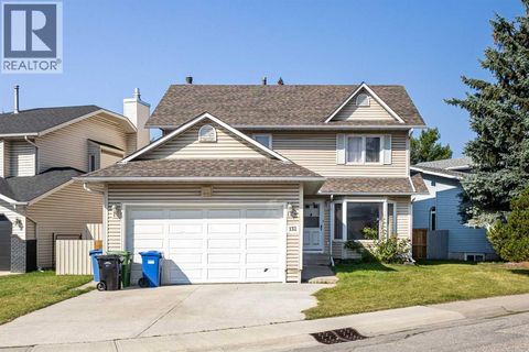 132 Scenic Cove Circle NW Calgary AB T3L1M9