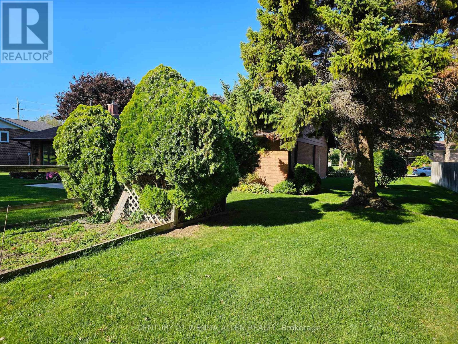 55 PENETANGORE ROW S