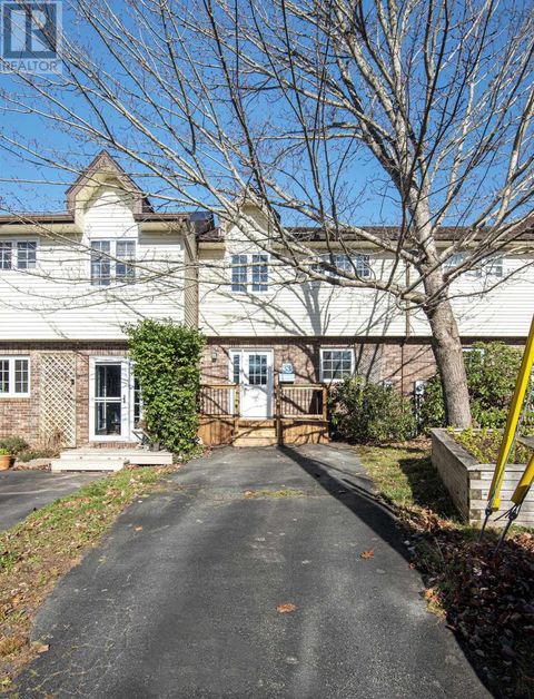33 Braeside Court Dartmouth NS B2X3M9