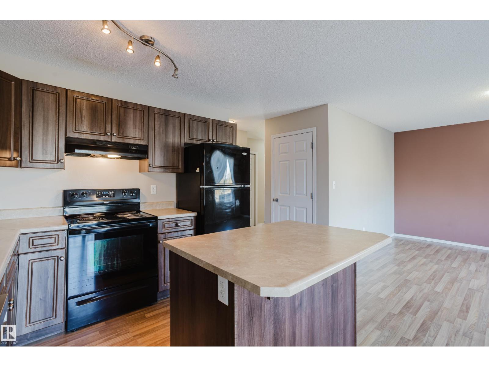1666 MELROSE PL SW