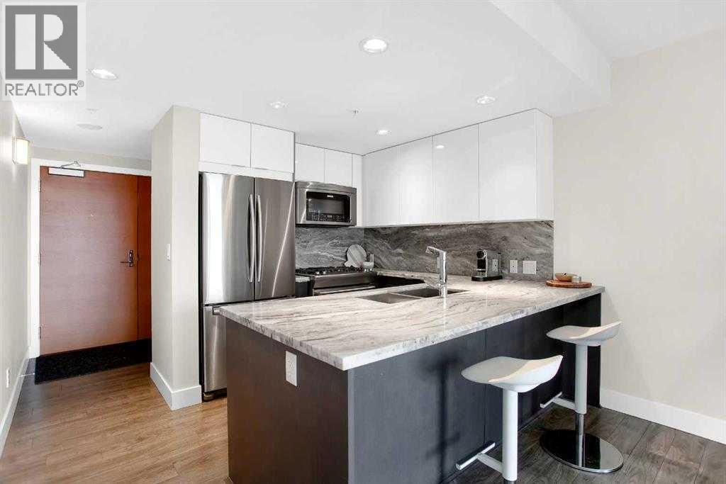 805, 519 Riverfront Avenue SE