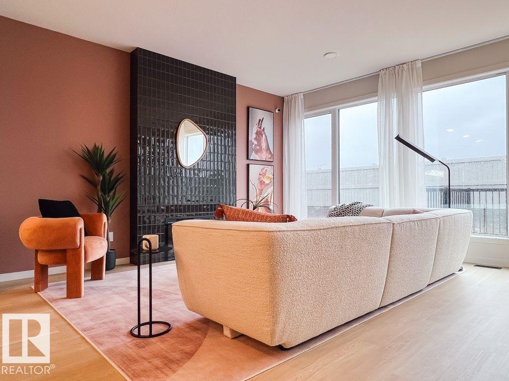 7451 KLAPSTEIN CR SW