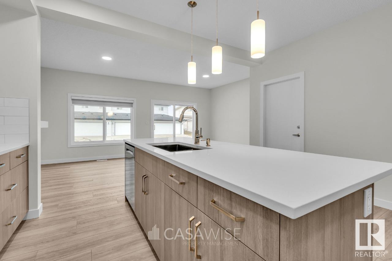 302 Brae WY