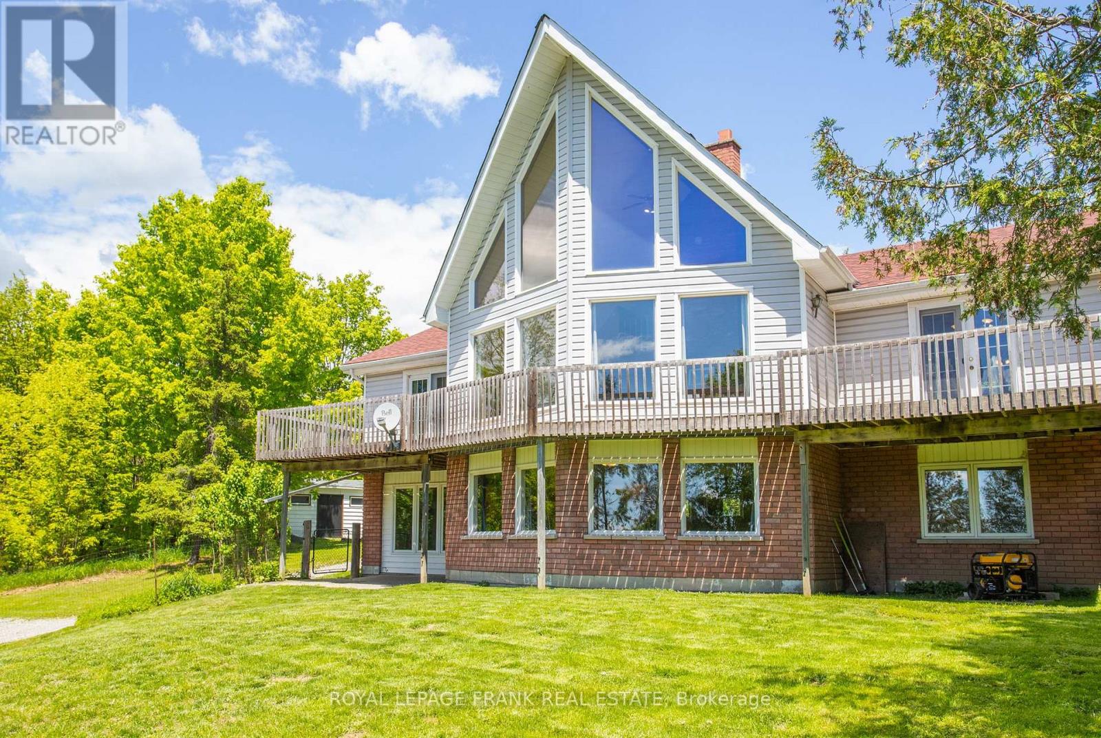 884 CENTRE LINE ROAD