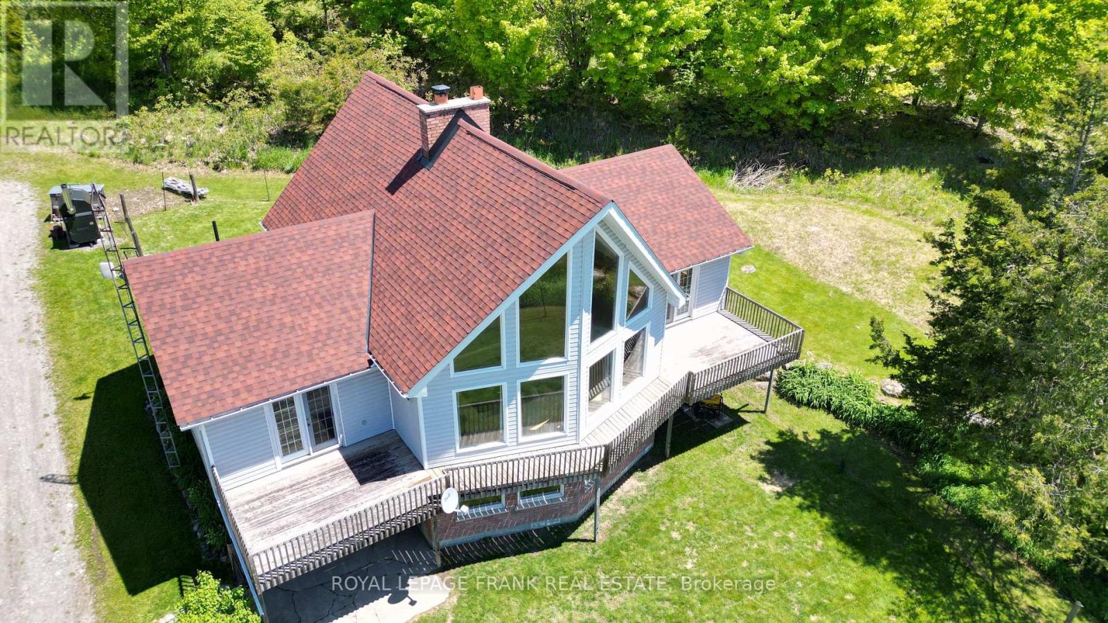 884 CENTRE LINE ROAD